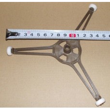 Крестовина тарелки микроволновки R=95mm, B=14mm, A.L.=13mm Крестовина тарелки микроволновки R=95mm, B=14mm, A.L.=13mm